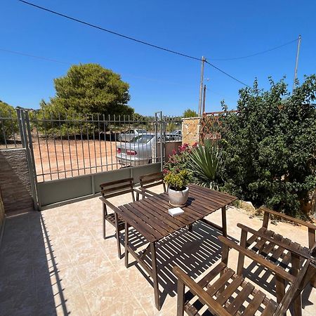 Luxury House 15 Minutes From Ath Villa Spata  Exterior photo